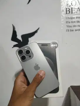 Iphone 15 pro 128 garansi resmi SA/A bli bli