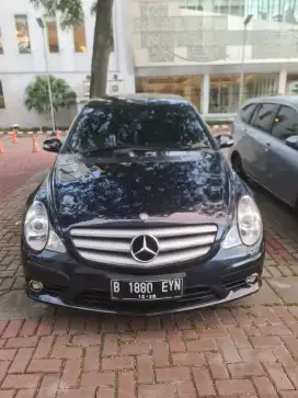 Mercedes Benz R820L LOW KM