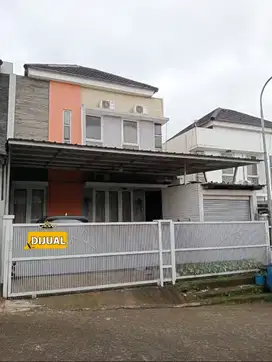 Rumah mewah bagus terawat di cluster acacia depok jawa barat