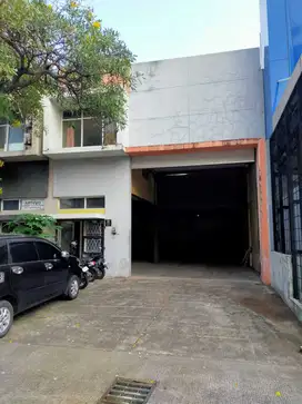 Disewakan gudang siap pakai di pergudangan Bizpark 2 cakung jaktim