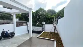 Rumah Baru Lokasi Strategis Di Duren Sawit S8713