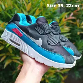 Sepatu Anak second branded