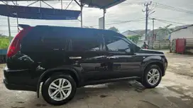 F/S : Nissan X-Trail 2011 Bensin