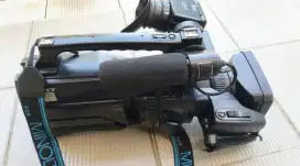 SONY HXR  MC 15000 CAMRCORDER PROFESIONAL SECOND