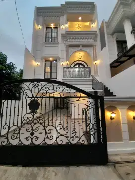 Rumah dijual 3 Lantai new at Komplek Kav DKI Jagakarsa Jakarta Selatan
