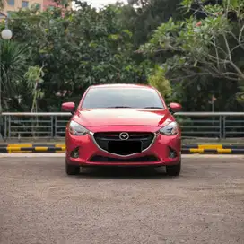 MAZDA 2 R HATCHBACK AT 2016 SIAP PAKAI DAN TERAWAT KM DIJAMIN ASLI