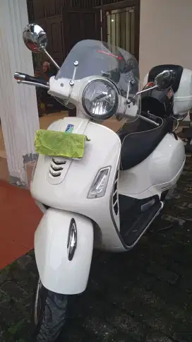 Vespa GTS mulus