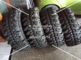 Ban second Savero Komodo Extreme 33 12,5 Ring 15