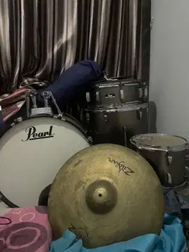 Drum klasik merk Pearl