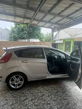 Ford Fiesta 2011 Bensin