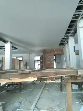 Tukang bagunan cari pekerjaan