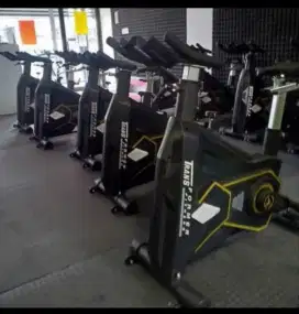 alat fitnes sepeda spining beck