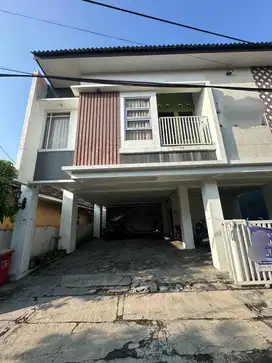 Investasi Tinggi Bangunan Kost Dekat Jln Raya Solo