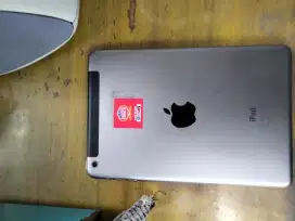 Dijual IPAD mini Apple Celluler 16GB minus dilayar bawah garis halus