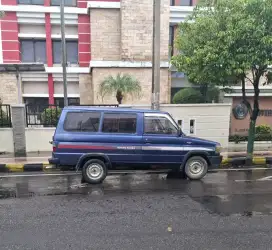 Kijang super 1988