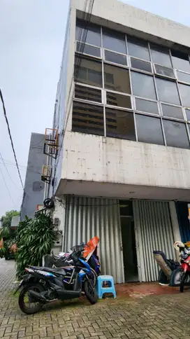 Disewa 2 Ruko Gandeng di Jalan Kaji Jakarta Pusat