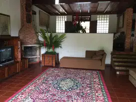 Dijual Villa di daerah Puncak
