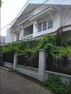 Dijual Murah Rumah Besar Dan Bagus,Di Danau Singkarak Pondok Gede