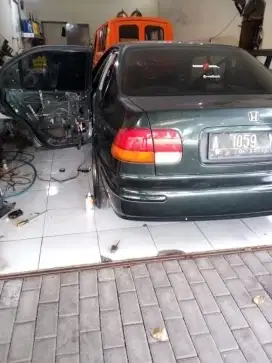 Power window mobil