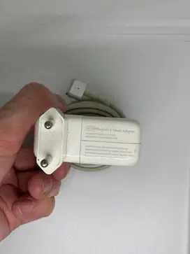 MagSafe 2 Charger 45W MacBook Air MacBook Pro 100% BERFUNGSI NORMAL