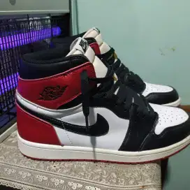 Sepatu Nike air Jordan size 45