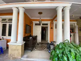Dijual Rumah Siap Huni, Lingkungan Komplek di Cipete