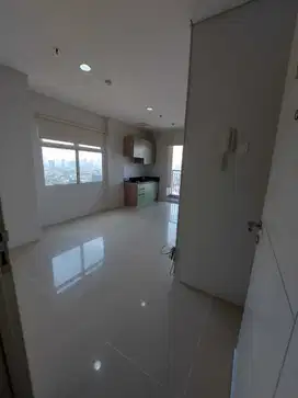 2BR Hook Unfurnished Apartemen Madison Park - Mall Central Park
