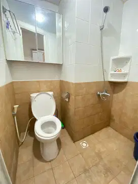 Apartemen Green Pramuka Tower Mall  View Garden Semi Furnish