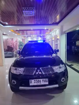 Pajero Dakar 2012 amqtic diesel Hitam