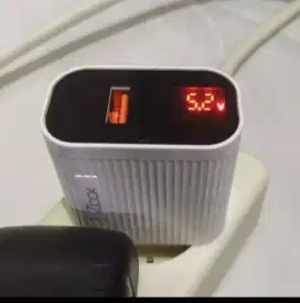 Charger ZBOX V001 Dengan LCD DIsplay Voltase dan Amper meter