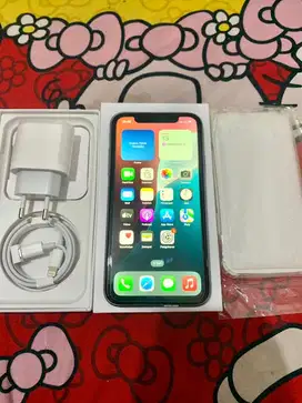 iPhone 11 64Gb bh 100% inter all operator pemakian cewe fullset