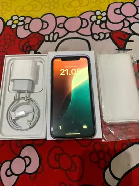 iPhone 11 64Gb bh 100% inter all operator pemakian cewe fullset