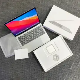 Macbook Pro Retina no minus fullset laptop apple