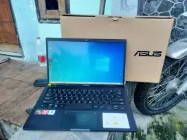 Asus Expertbook Ryzen 3 3250U SSD 256 GB Fullset