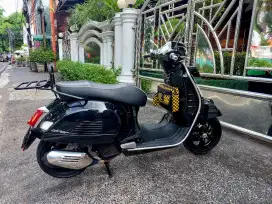 Vespa Mulus GTS Super Iget New Facelift ABS Harga Bagus