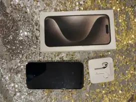 Iphone 15 pro 256G ex ibox titanium grey BH 88% mulus ex cewek fullset