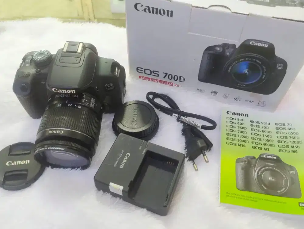 Kamera DSLR Canon 700d mantap siap pakai