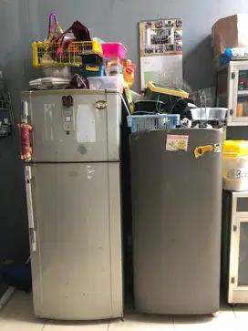 Kulkas 2 pintu dan 1 pintu, ambil dua kondisi gambling