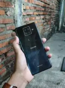 SHARP AQUOS SENSE 4 PLUS