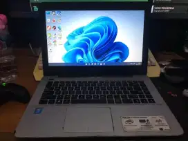 Laptop asus A455l intel corei3 gen4 normal jaya siap pakai.