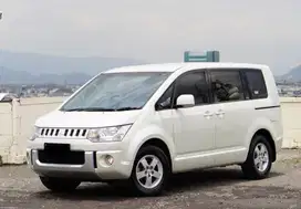 Delica A/T 2015 Putih