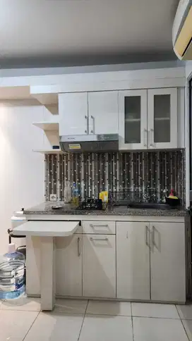 Dijual 2Kamar Tower Herbras lantai 21 di Kalibata city