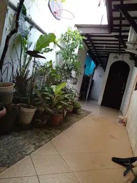 Dijual cepat rumah+kontrakan di jln tanjung barat lama jakael