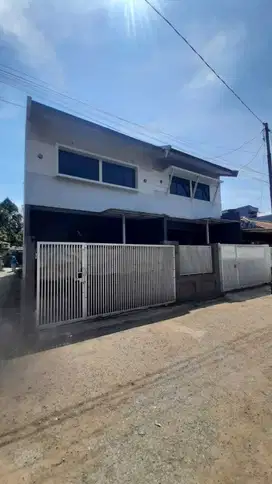 Sewa Rumah di Komplek Kembar Suryalaya BKR Buah Batu Bandung | SW036