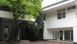Kemang 44C Kemang Utara I Lembonghouse