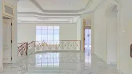 Rumah Siap Huni di dekat Pakubuwono