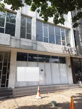 Ruko Gandeng sewa di Jl Panjang Jakarta Barat 4 lantai