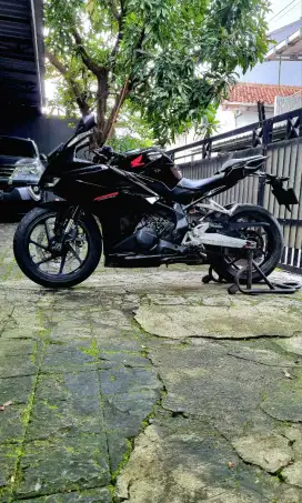 CBR 250rr ban Battlax