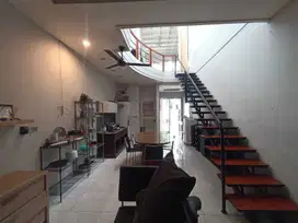 Rumah Bagus di Cilandak, Jalan Lebar, Lingkungan Aman dan Nyaman