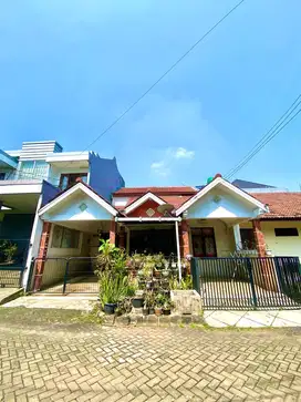Dijual Rumah Cantik dan Terawat di Kemang Pratama Bekasi